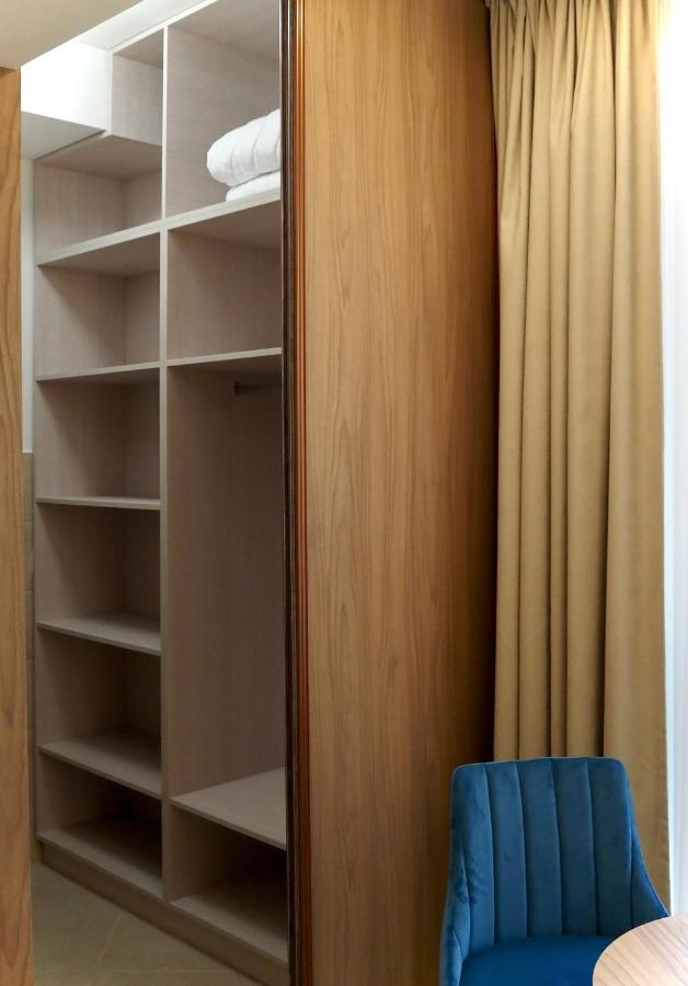 Urban Apartments Sutomore Exterior photo