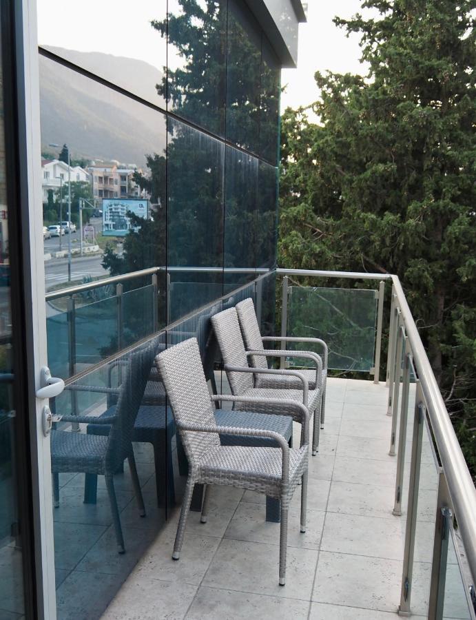 Urban Apartments Sutomore Exterior photo