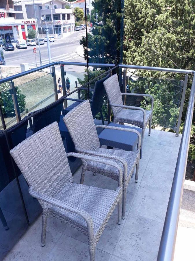 Urban Apartments Sutomore Exterior photo